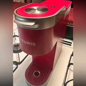 Keurig Compact Single-Serve Coffee Maker in Red with Silver Trim
